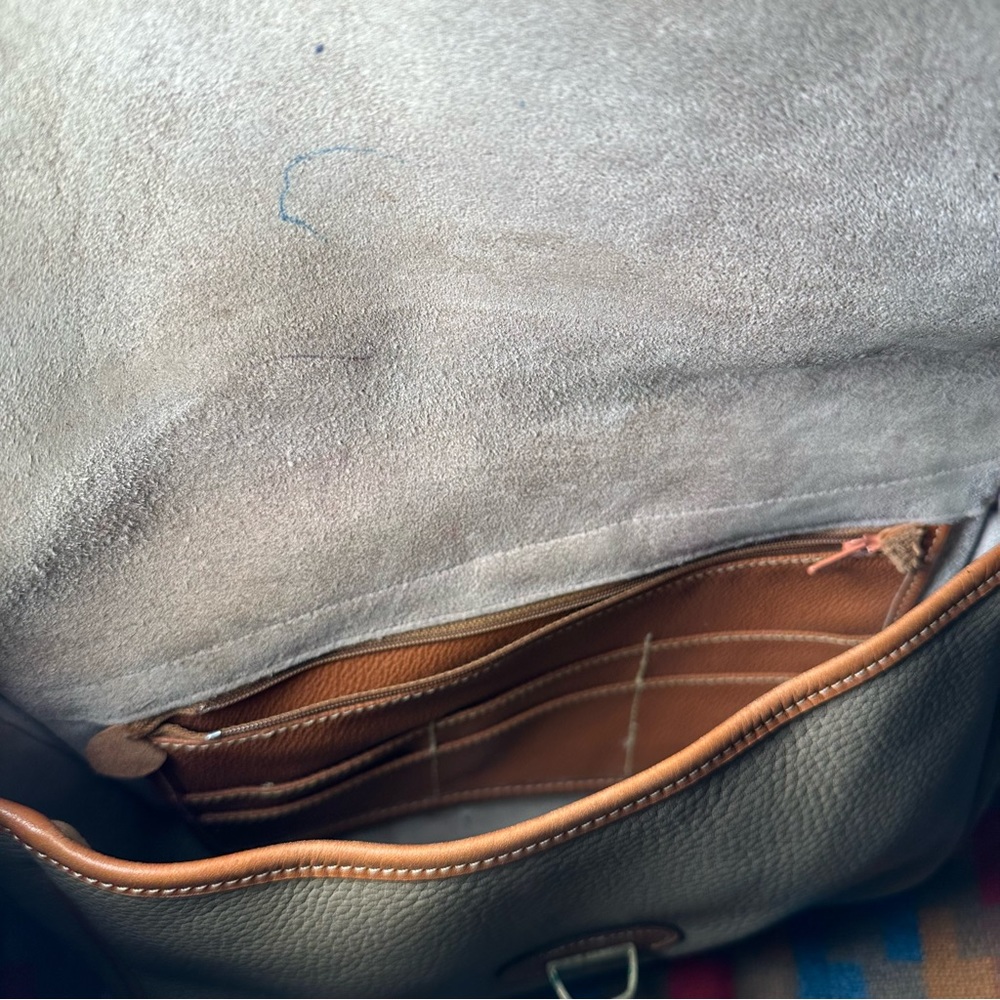 Vintage Dooney & Bourke Bag - Picture 3 of 8
